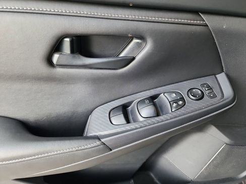 Used 2024 Nissan Sentra S FWD image 14