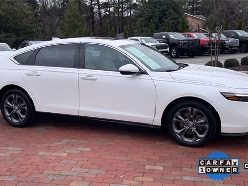 Certified 2024 Honda Accord EX-L image 4