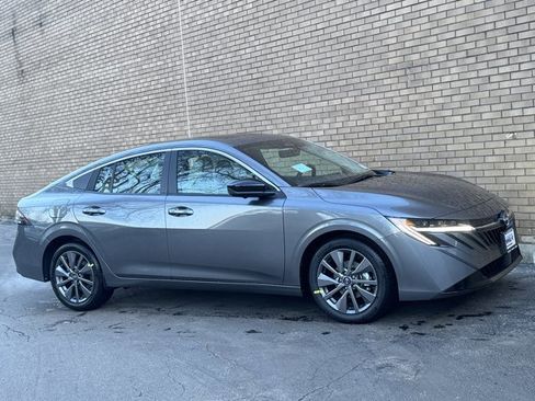 New 2026 Nissan Sentra SL image 4