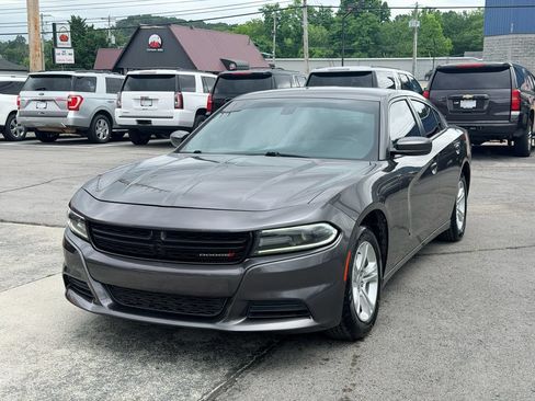 Used 2021 Dodge Charger SXT w/ Leather Interior Group RWD image 10