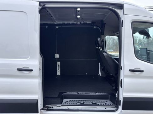 Used 2025 Ford Transit 350 Medium Roof AWD w/ Interior Upgrade Package image 33