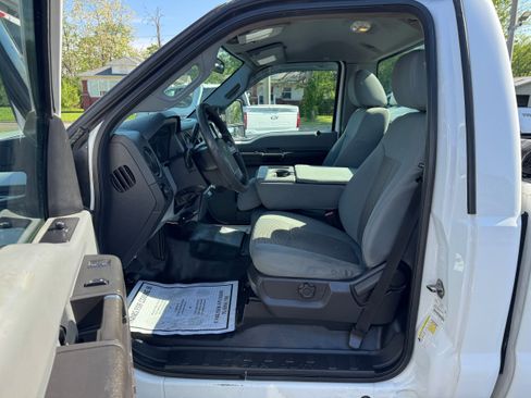 Used 2015 Ford F250 XL w/ Power Equipment Group RWD image 10
