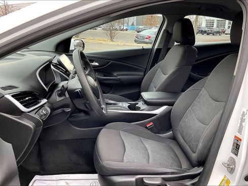 Used 2018 Chevrolet Volt LT image 28