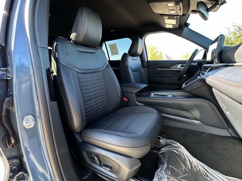 New 2026 Ford Explorer ST-Line w/ ST-Line Street Pack image 67