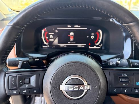 Certified 2023 Nissan Pathfinder Platinum w/ Cargo Package AWD/4WD image 29