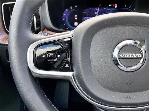 Used 2024 Volvo XC60 B5 Plus w/ Protection Package Premier image 20