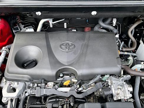 Used 2022 Toyota RAV4 XLE Premium FWD image 35