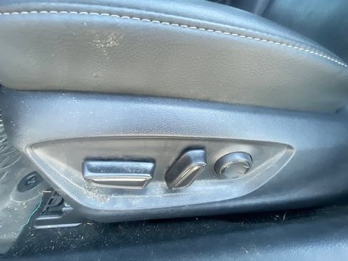Used 2023 Toyota Camry XLE FWD image 13