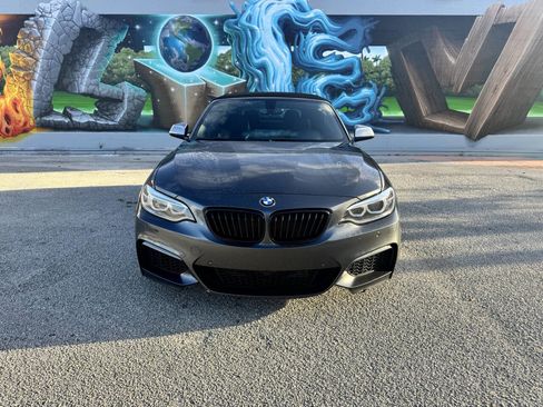 Used 2016 BMW M235i xDrive Convertible image 3
