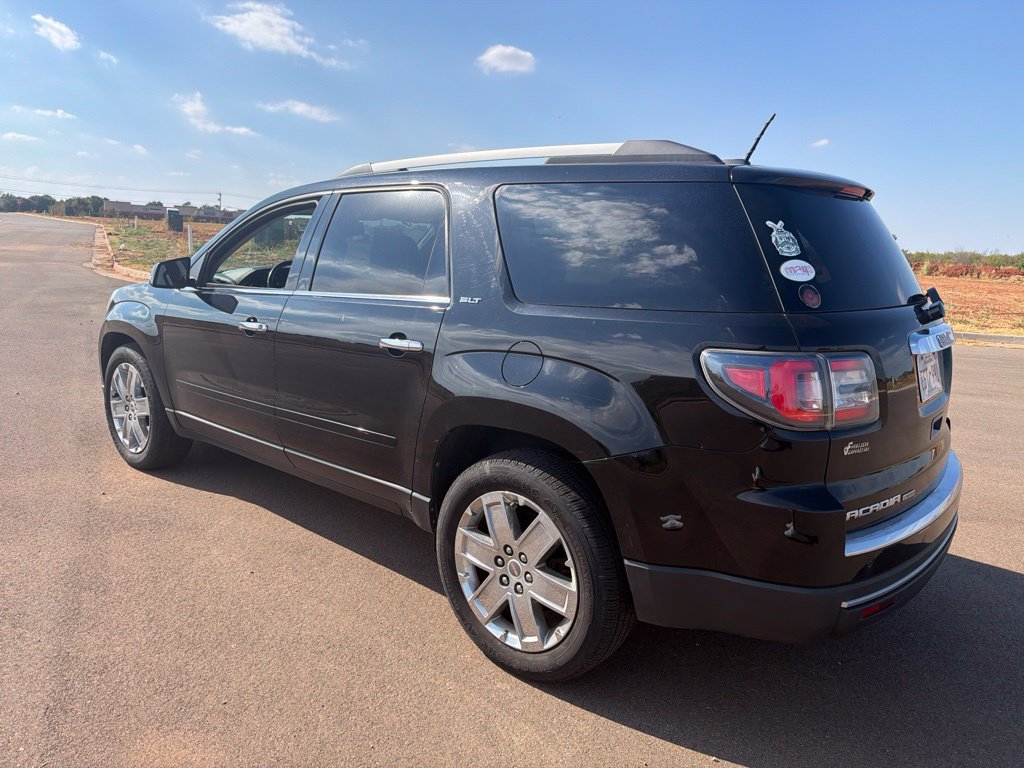 Used 2017 GMC Acadia Limited SLT FWD image 8