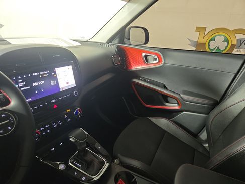Used 2024 Kia Soul GT-Line w/ GT-Line Technology Package image 25
