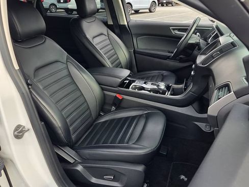 Used 2019 Ford Edge SEL w/ Equipment Group 201A FWD image 16