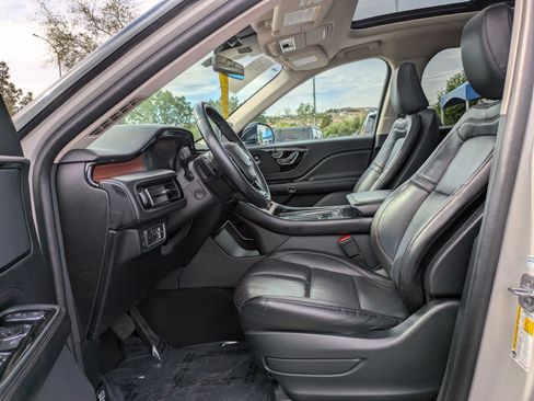Used 2023 Lincoln Aviator Grand Touring image 15