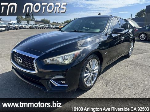 Used 2018 INFINITI Q50 Luxe RWD image 1
