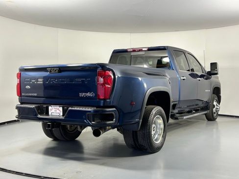 Used 2023 Chevrolet Silverado 3500 High Country image 7