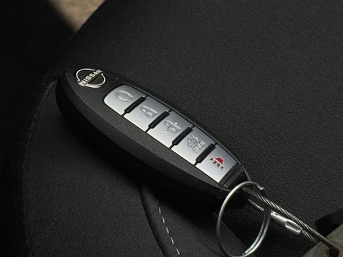 Used 2025 Nissan Altima 2.5 SV FWD image 20