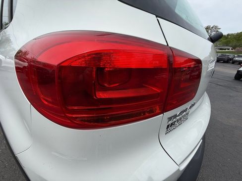 Used 2015 Volkswagen Tiguan S AWD/4WD image 23