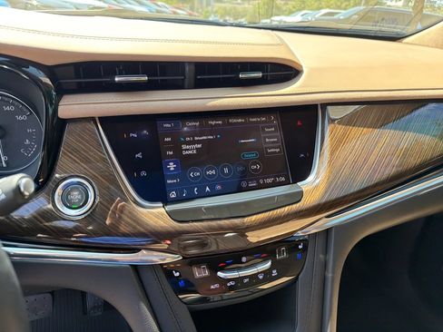 Used 2020 Cadillac XT6 Premium Luxury w/ Platinum Package AWD/4WD image 25