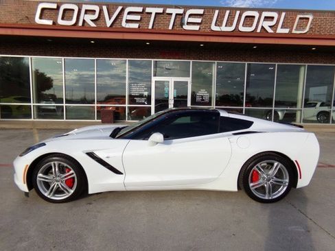 Used 2016 Chevrolet Corvette Stingray Coupe w/ 2LT Preferred Equipment Group RWD image 8