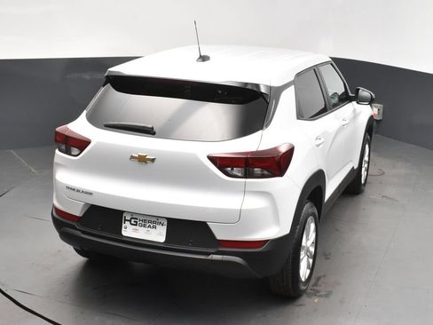 New 2025 Chevrolet TrailBlazer LS w/ LS Convenience Package FWD image 34