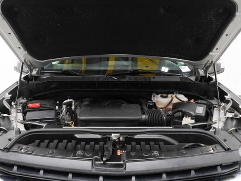Used 2021 Chevrolet Silverado 1500 LT w/ Z71 Off-Road Package AWD/4WD image 30