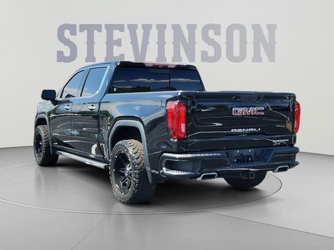 Used 2020 GMC Sierra 1500 Denali w/ Denali Ultimate Package AWD/4WD image 3