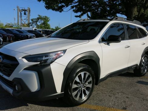 Used 2024 Subaru Outback Limited AWD/4WD image 2
