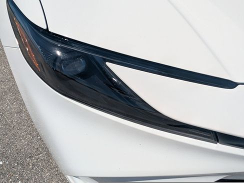 Used 2025 Toyota Camry LE FWD image 11