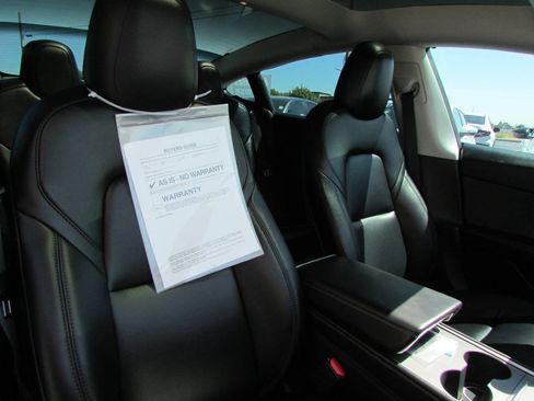 Used 2023 Tesla Model 3 Standard Range RWD image 21