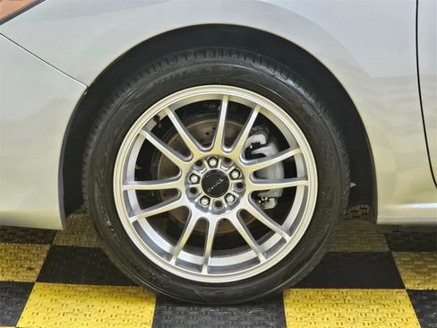 Used 2019 Subaru Impreza 2.0i image 9