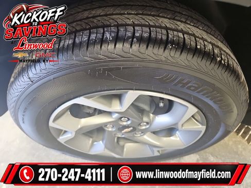 Used 2026 Chevrolet Trax LT w/ Driver Confidence Package FWD image 8