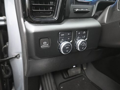Used 2023 GMC Sierra 1500 AT4X image 13