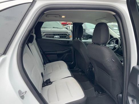 Used 2024 Ford Escape Active image 10