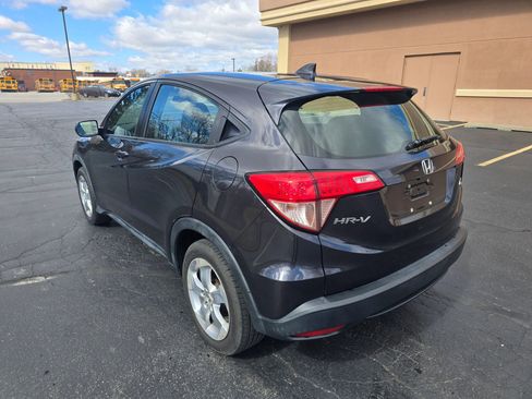 Used 2016 Honda HR-V LX image 8