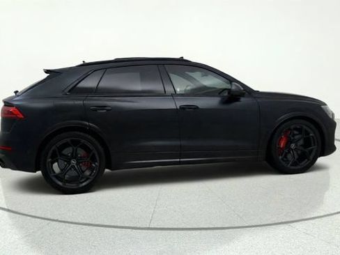 Used 2025 Audi RS Q8 performance AWD/4WD image 2