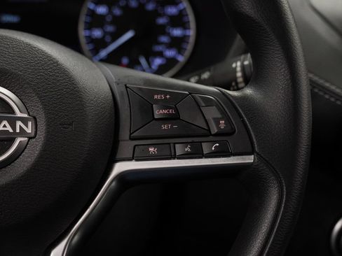 Used 2024 Nissan Sentra SV FWD image 22