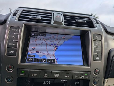 Used 2020 Lexus GX 460 Luxury image 24