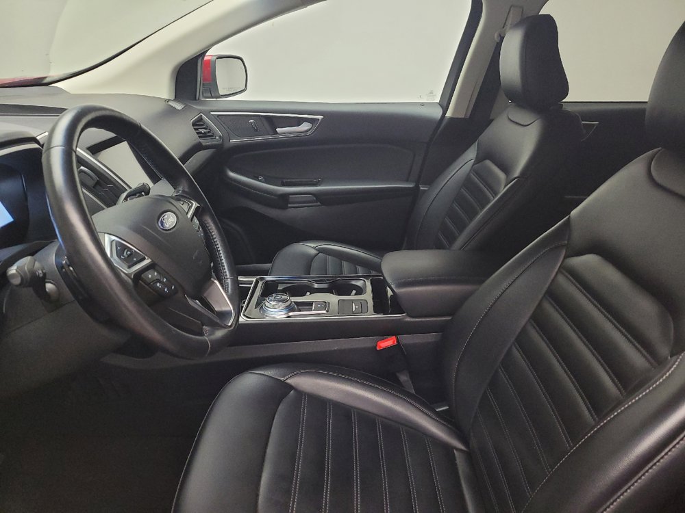 Used 2020 Ford Edge SEL w/ Cold Weather Package AWD/4WD image 17