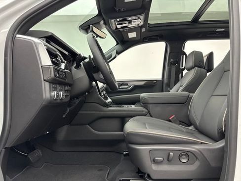 New 2026 GMC Yukon XL Elevation w/ Elevation Premium Package AWD/4WD image 21