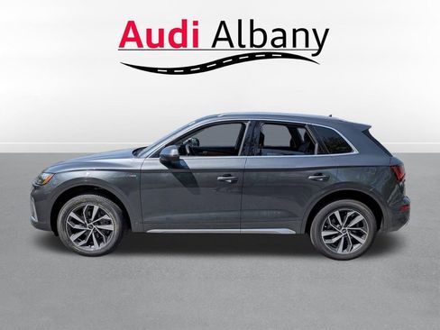 Used 2023 Audi Q5 2.0T Premium Plus w/ Premium Plus Package AWD/4WD image 3