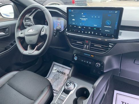 New 2026 Ford Escape ST-Line w/ Tech Pack #1 image 5