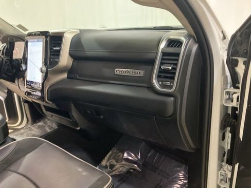 Used 2024 RAM 2500 Laramie image 24