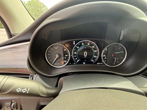 Used 2019 Buick Envision Premium w/ Driver Confidence Package AWD/4WD image 24