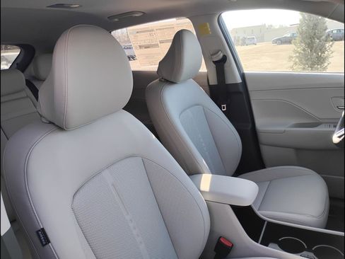 New 2026 Hyundai Kona Limited FWD image 11