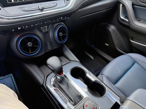 New 2025 Chevrolet Blazer RS w/ Driver Confidence II Package image 32