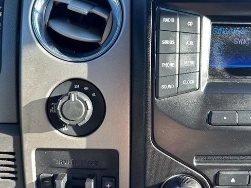 Used 2013 Ford F150 XLT w/ Luxury Equipment Group AWD/4WD image 16