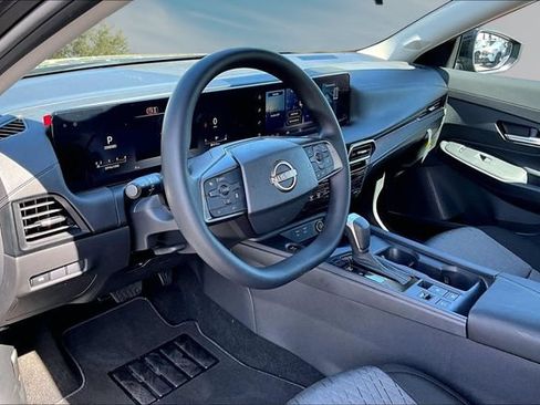New 2027 Nissan Sentra SV FWD image 7