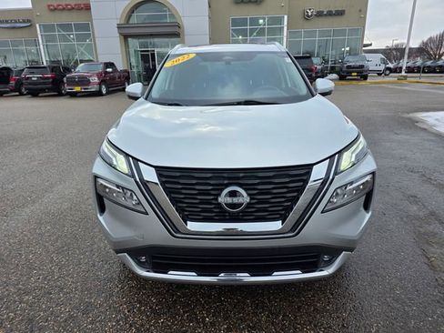 Used 2022 Nissan Rogue Platinum w/ Head-Up Display Package image 3