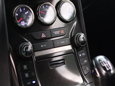 Used 2013 Hyundai Genesis 2.0T image 20