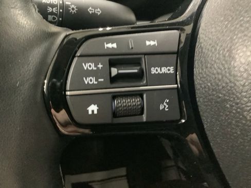 Used 2024 Honda Civic EX-L image 12